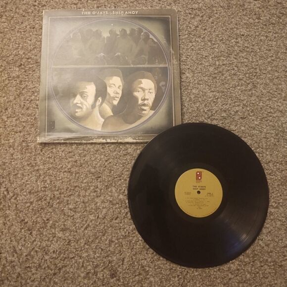 The O'Jays Ship Ahoy Vinyl, PRE-OWNED VINTAGE - Picture 1 of 7